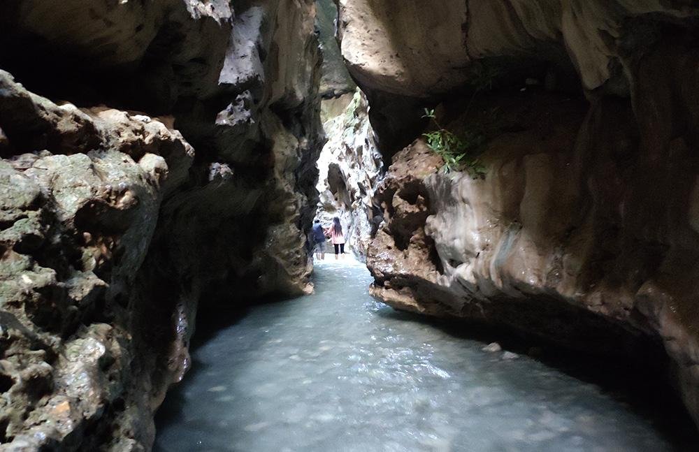 Robber’s Cave (Gucchu Pani)