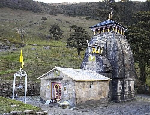 Madmaheshwar Temple nestled in the Garhwal Himalayas at 3,497 m, Uttarakhand — fourth Kedar dedicated to Lord Shiva's navel