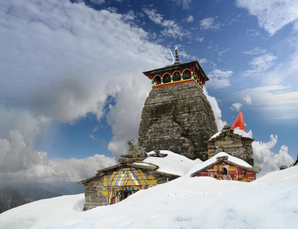 🏔️ Is the Chopta Tungnath Trek Easy or Difficult? A Complete Guide to Trek Difficulties