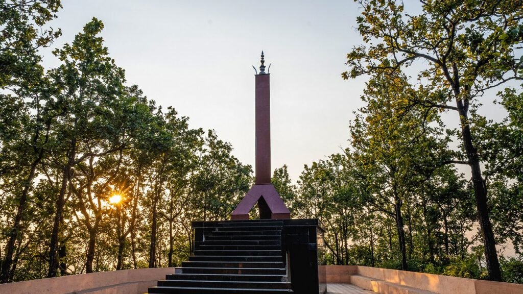 Guide to Dehradun: Khalanga War Memorial