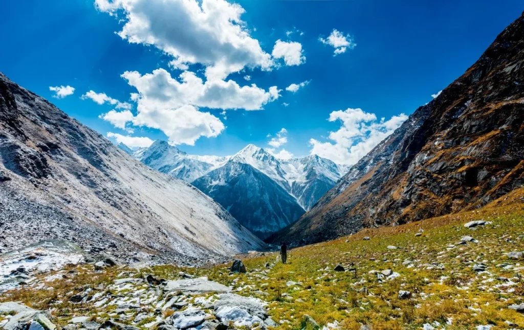 Best Time for the Har Ki Dun - Sar Pass Combo Trek (Complete Seasonal Guide 2026)
