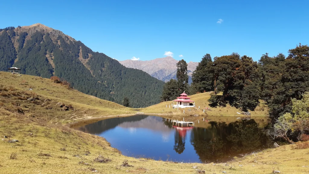 Dayara Bugyal Trek Best Time to Visit (Complete Seasonal Guide)